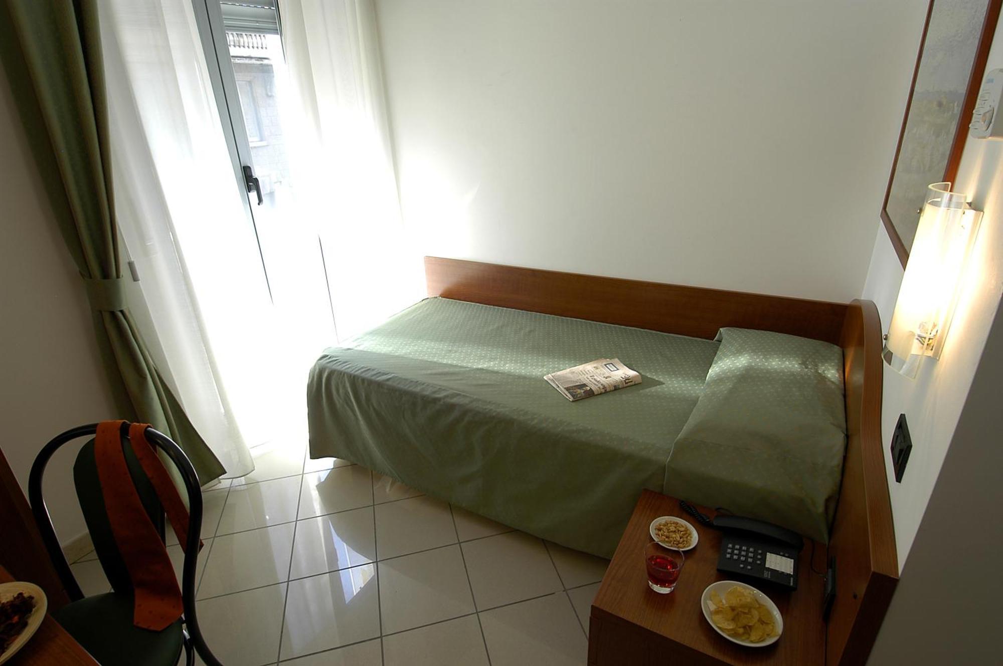 Hotel Dore Mediolan Zewnętrze zdjęcie
