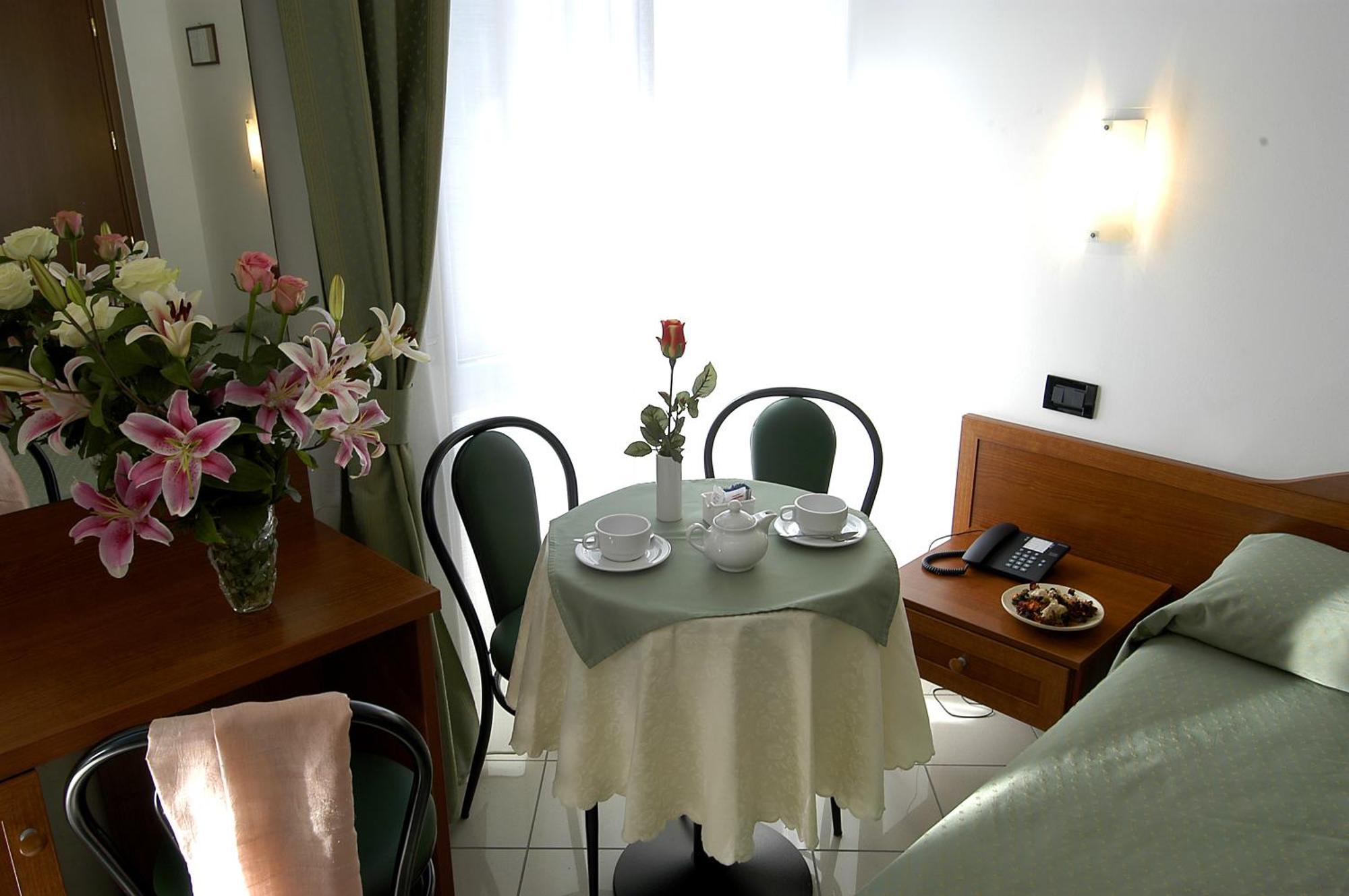 Hotel Dore Mediolan Zewnętrze zdjęcie