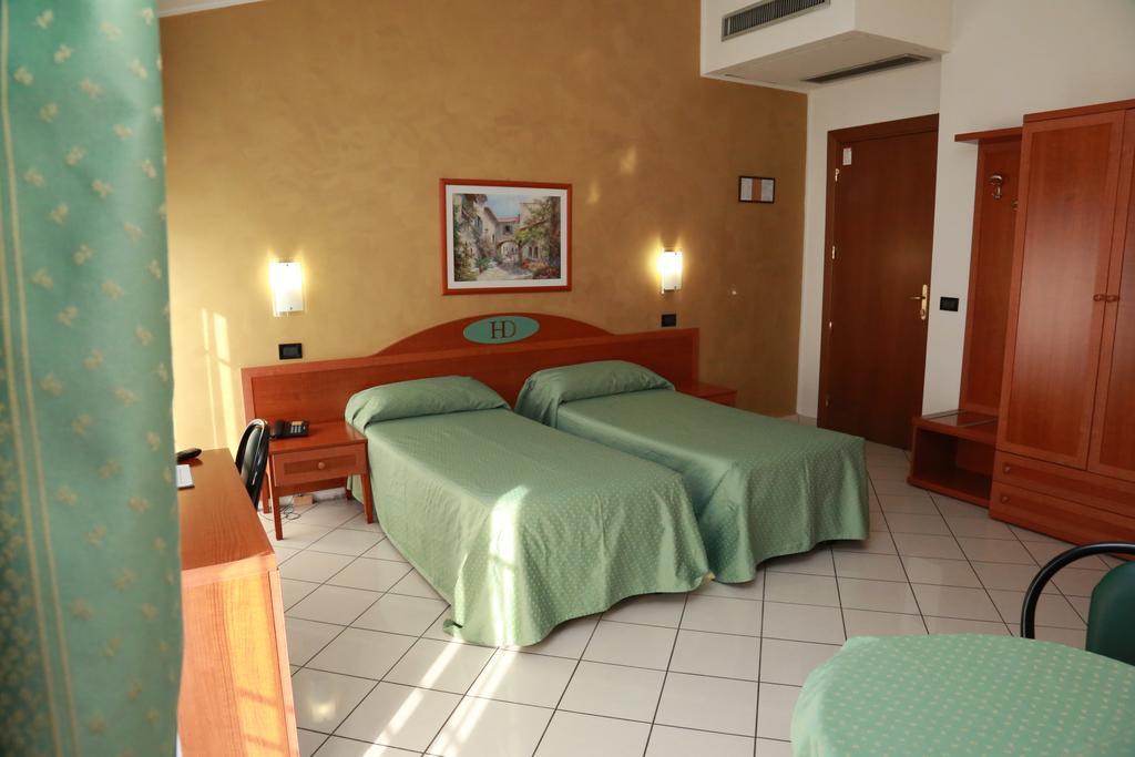 Hotel Dore Mediolan Zewnętrze zdjęcie