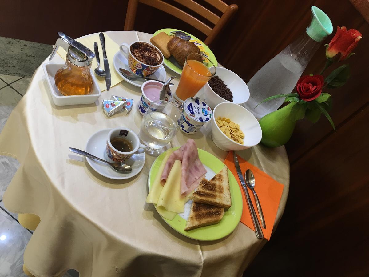Hotel Dore Mediolan Zewnętrze zdjęcie